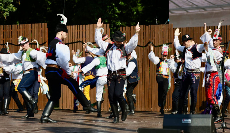 Diváci vypískali Klempíře i Macinku. Ministři si festival ve Strážnici příliš neužili