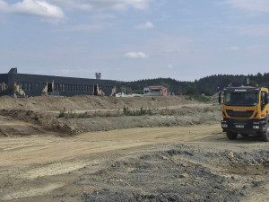 Kvůli probíhající modernizaci rozvadovské odpočívky se na příjezdu do ČR mění podoba dopravních omezení
