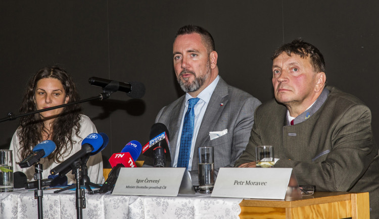 Moravec se vedení Správy KRNAP ujal v polovině června, kdy ho do funkce jmenoval ministr životního prostředí Igor Červený.