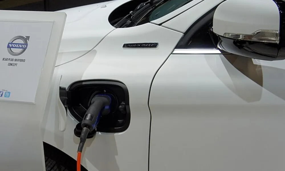 Automobilka Volvo dala zpátečku pro svůj cíl prodávat po roce 2030 pouze elektromobily