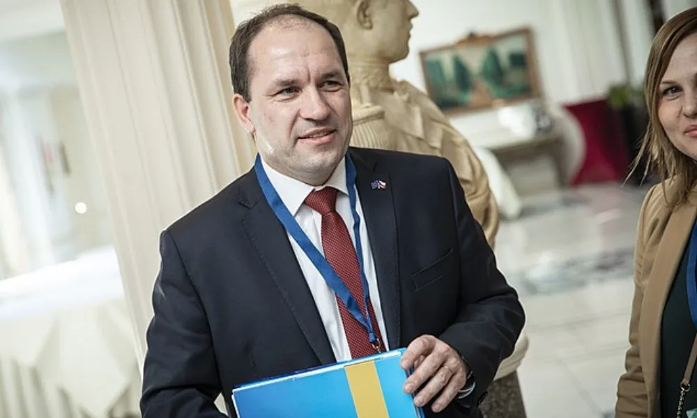 Marek Výborný zvolen předsedou KDU-ČSL, chystá se spolupráce v rámci koalice Spolu