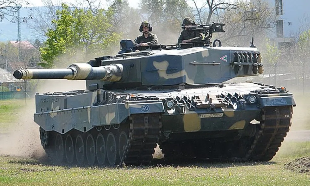 Modernizace armády: Ministerstvo obrany nakoupí 14 tanků Leopard za 4 miliardy korun