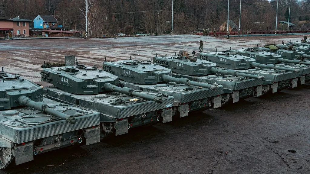 Česká armáda na Doupově poprvé testuje nové tanky Leopard, náročné cvičení prověří techniku i vojáky