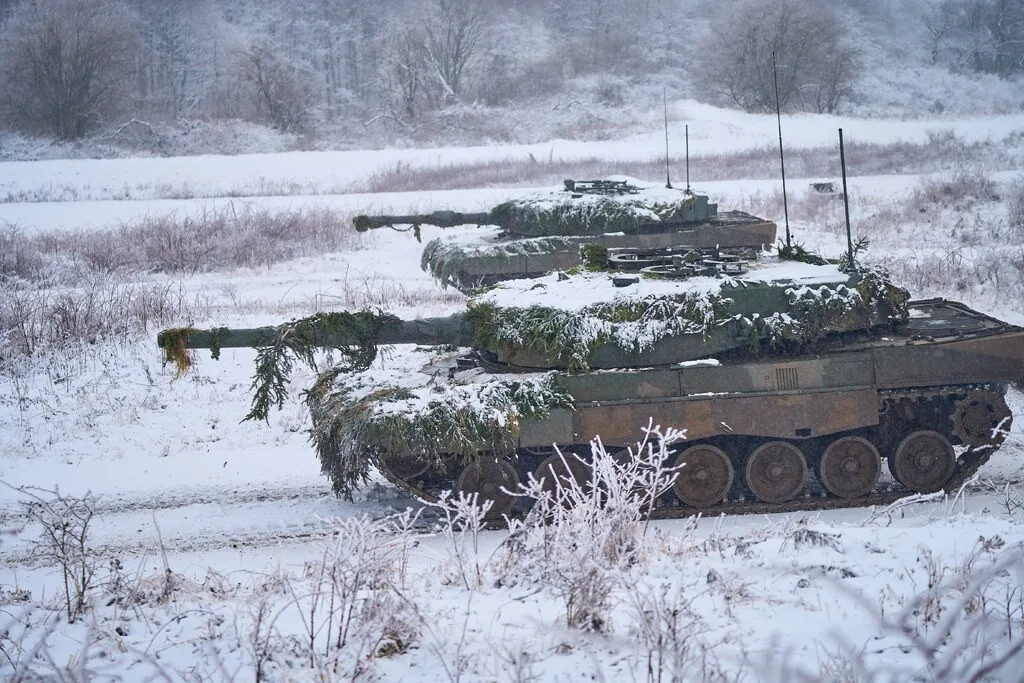 Česká armáda na Doupově poprvé testuje nové tanky Leopard, náročné cvičení prověří techniku i vojáky