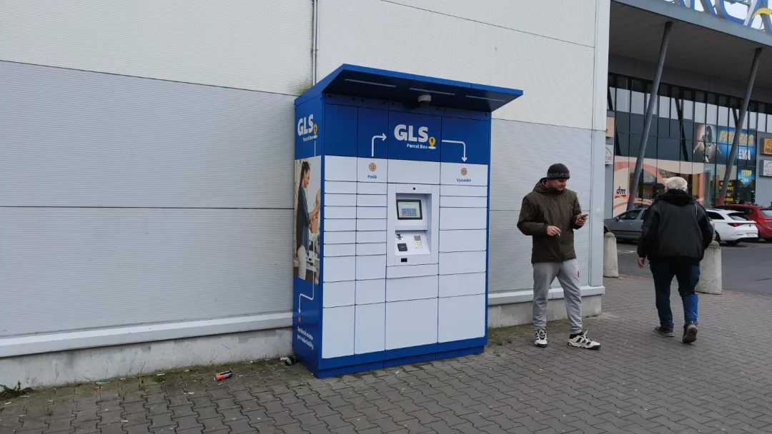 Další boxy u Kauflandu v Plzni na Borech.
