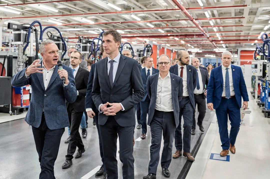 24 miliard korun na podporu výroby klíčových technologií: MPO zahájilo příjem žádostí do programu Strategické investice