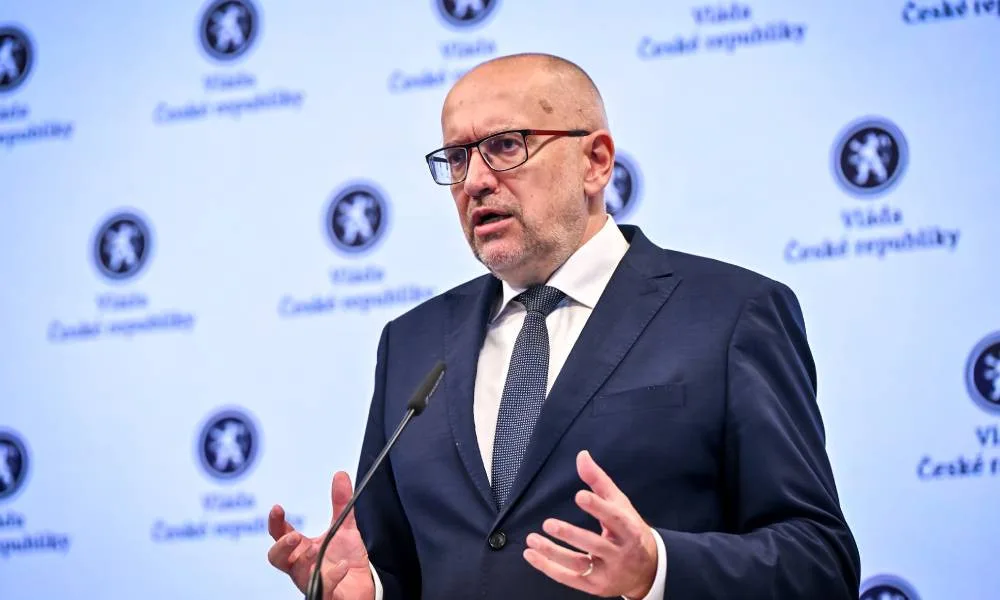 Destabilizace škol: Kritika financování nepedagogických pracovníků a vařečková výzva