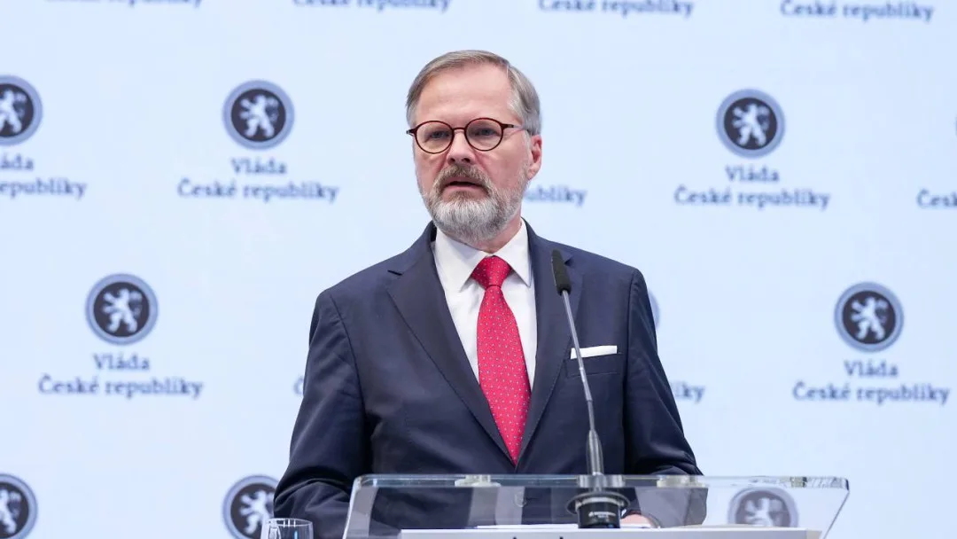 Vláda schválila 900 milionů na dostupné bydlení a podpoří leteckou záchrannou službu