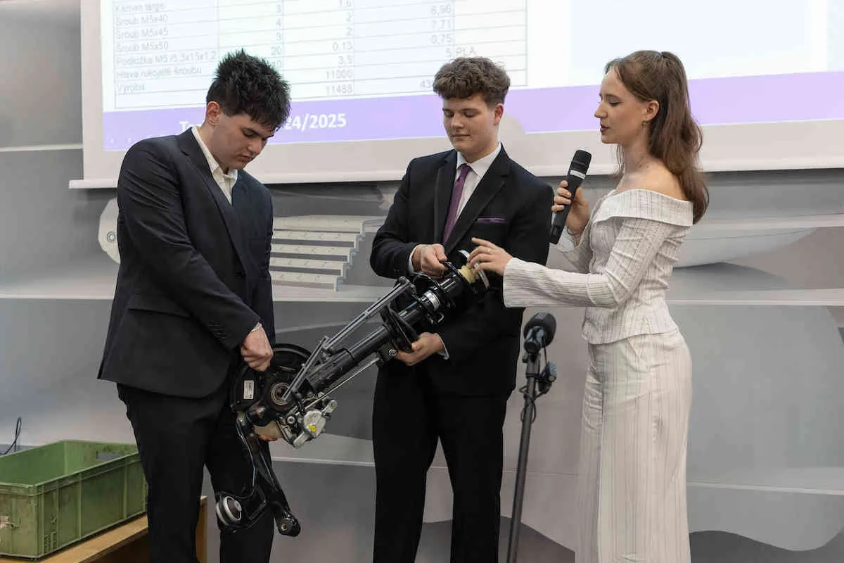 První ročník soutěžního programu TechStarter. Studenti přišli s inovacemi, firmy je využijí v praxi