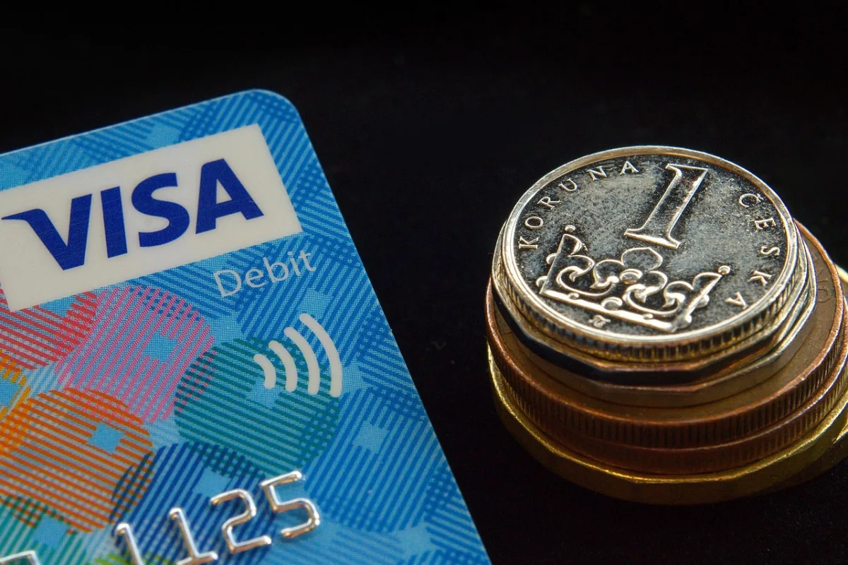 Vývoj klíčových ekonomických sektorů: Reálný růst příjmů domácností o 1,5 %