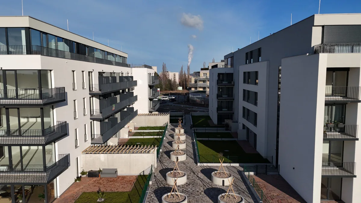 foto z výstavby 1. a 2. etapy Triangl Parku
