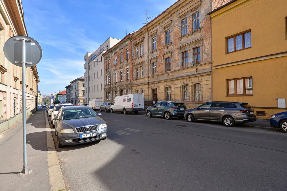 Město za 47 milionů opraví dva domy u centra, vznikne tam 16 bytů pro rodiny i vybrané profese