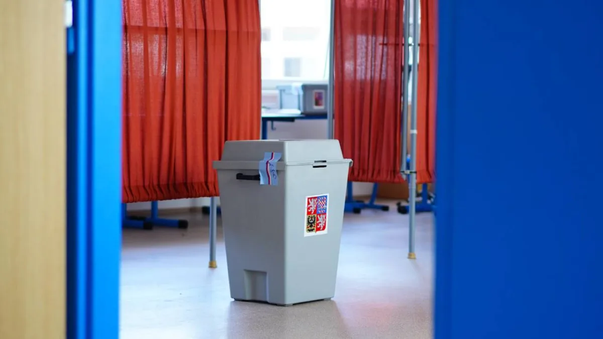 ANO zůstává nejsilnější, Motoristé zaznamenali obrovský pokles pod 3%