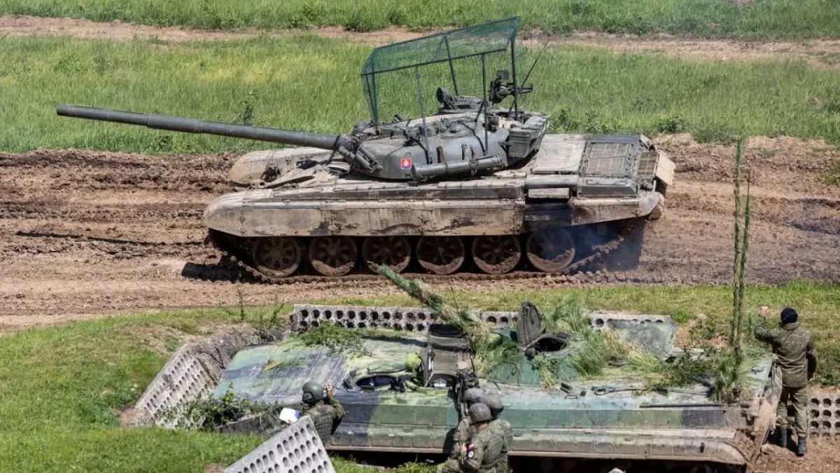 Klec nad věží: Slovensko chrání tanky před drony