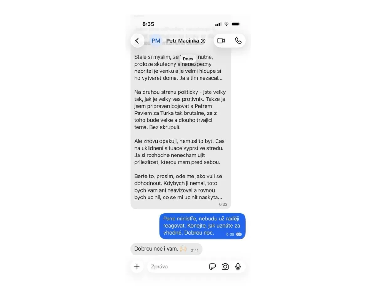 Macinkovy textovky pro kancelář prezidenta už řeší policie