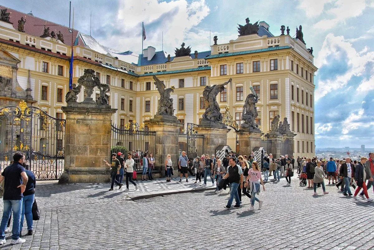 V Česku se v roce 2025 ubytovalo více než 23,5 milionu turistů