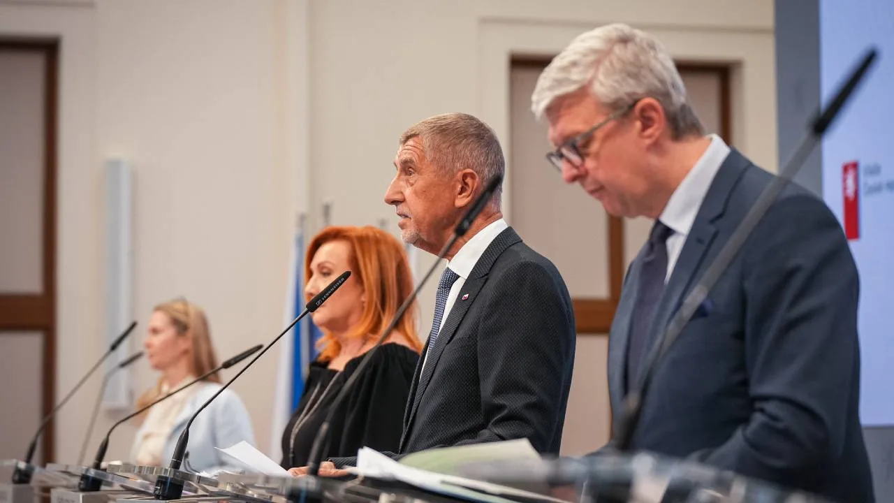 Vláda schválila zákon pro rychlou regulaci cen pohonných hmot