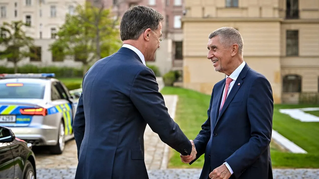 Česko potvrdilo prioritu výdajů na obranu a posílení armády