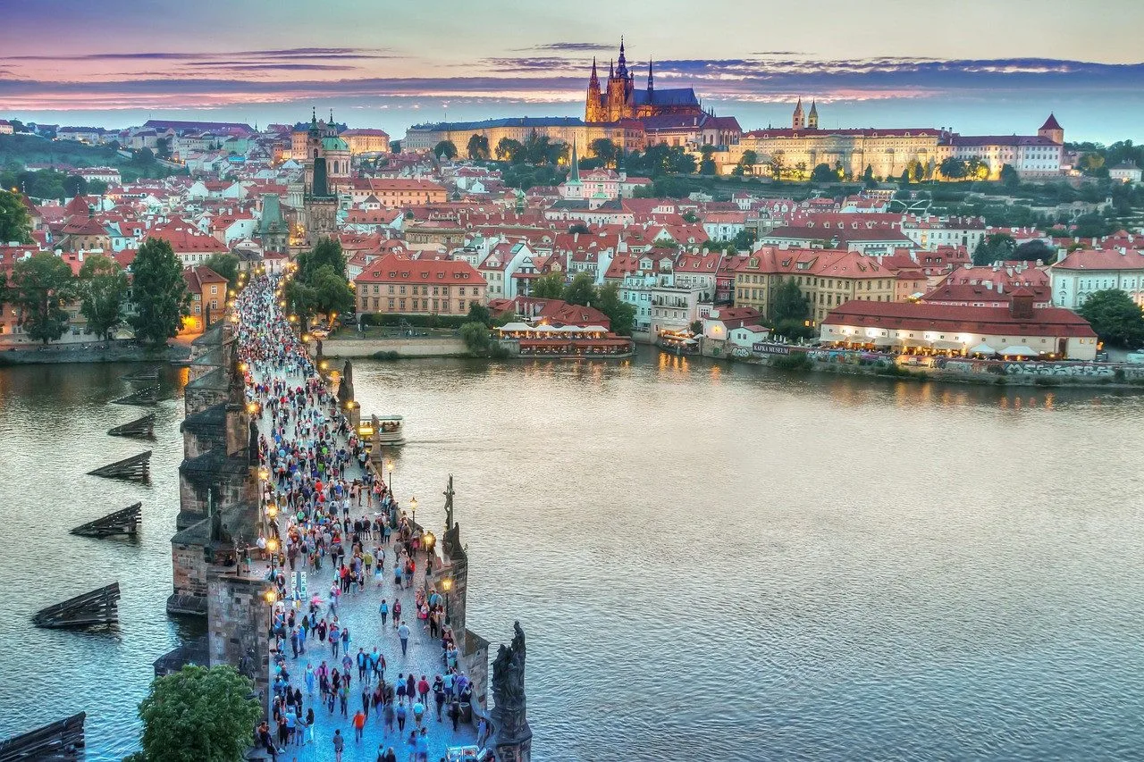 Turismus v Česku meziročně vzrostl o 5,2 %. Regiony hlásí plnější hotely
