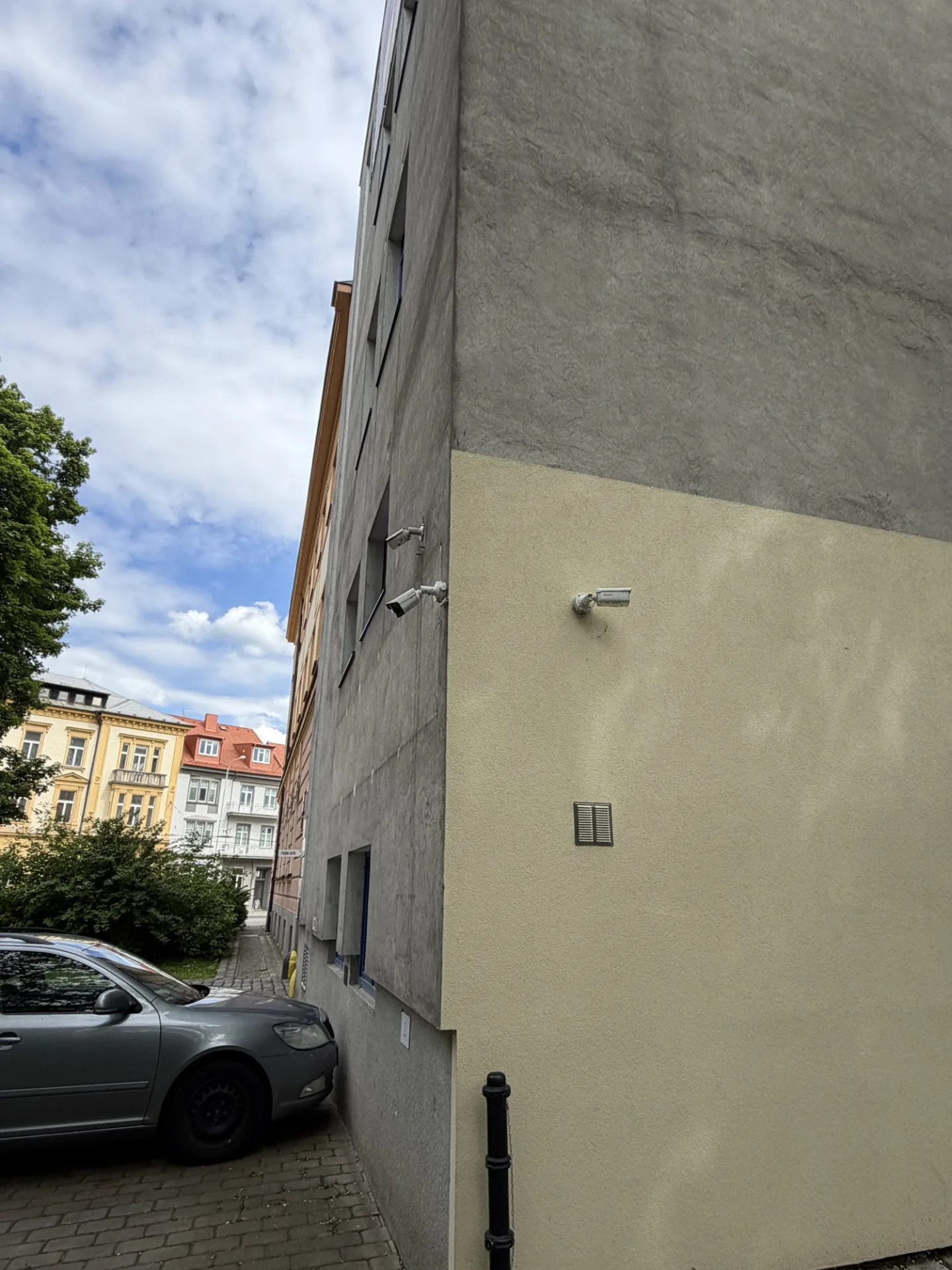 Kamery čínských státních firem sledují jihočeskou kritickou infrastrukturu