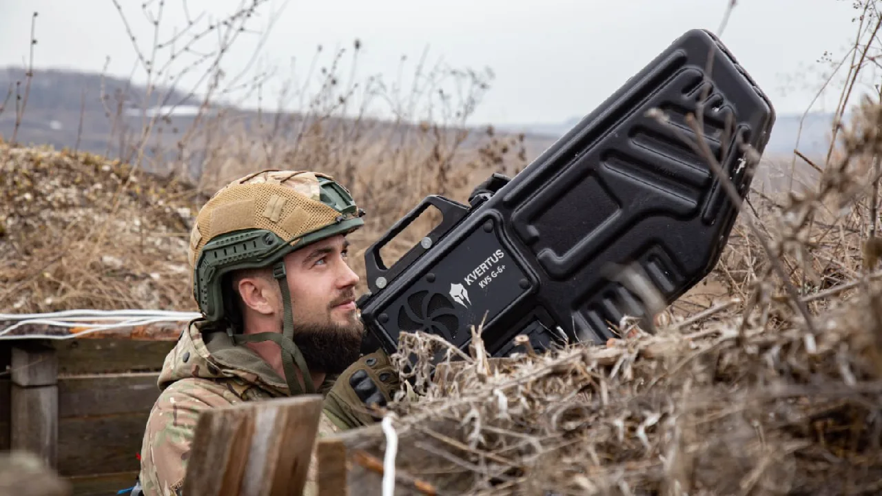 Ukrajina a NATO otevírají granty na boj proti dronům