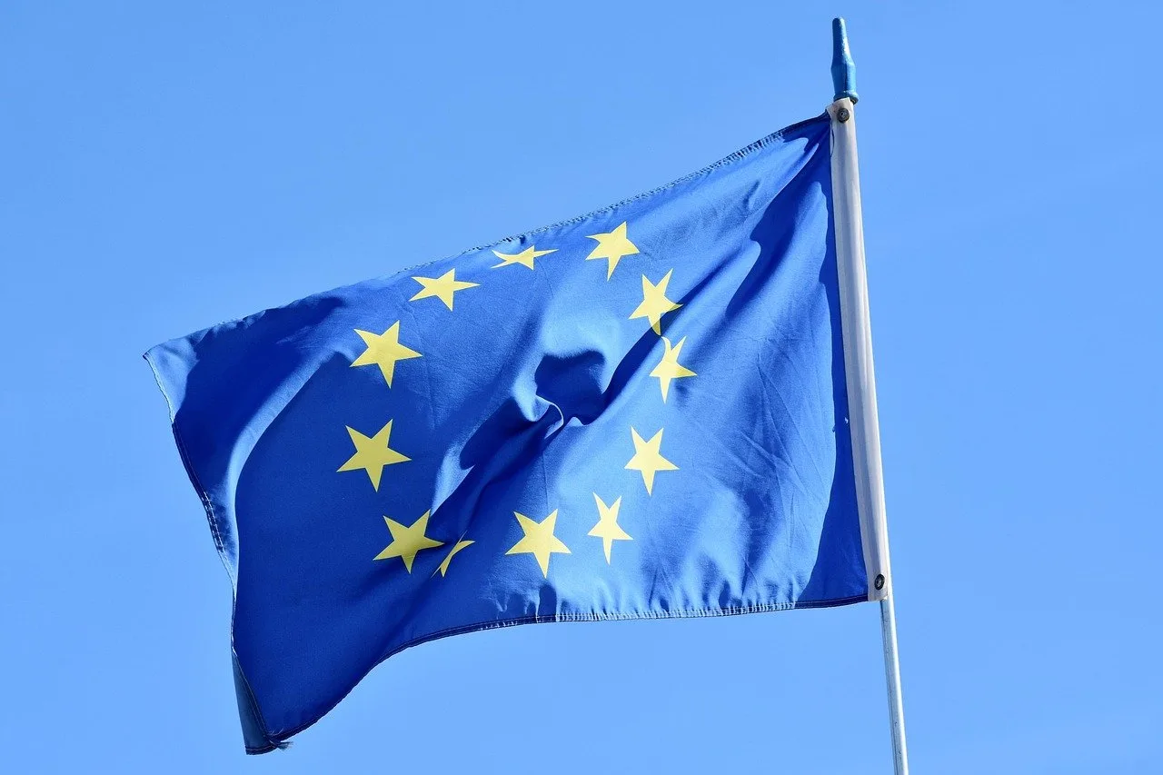 Brusel poslal Česku 897 milionů eur z fondu obnovy