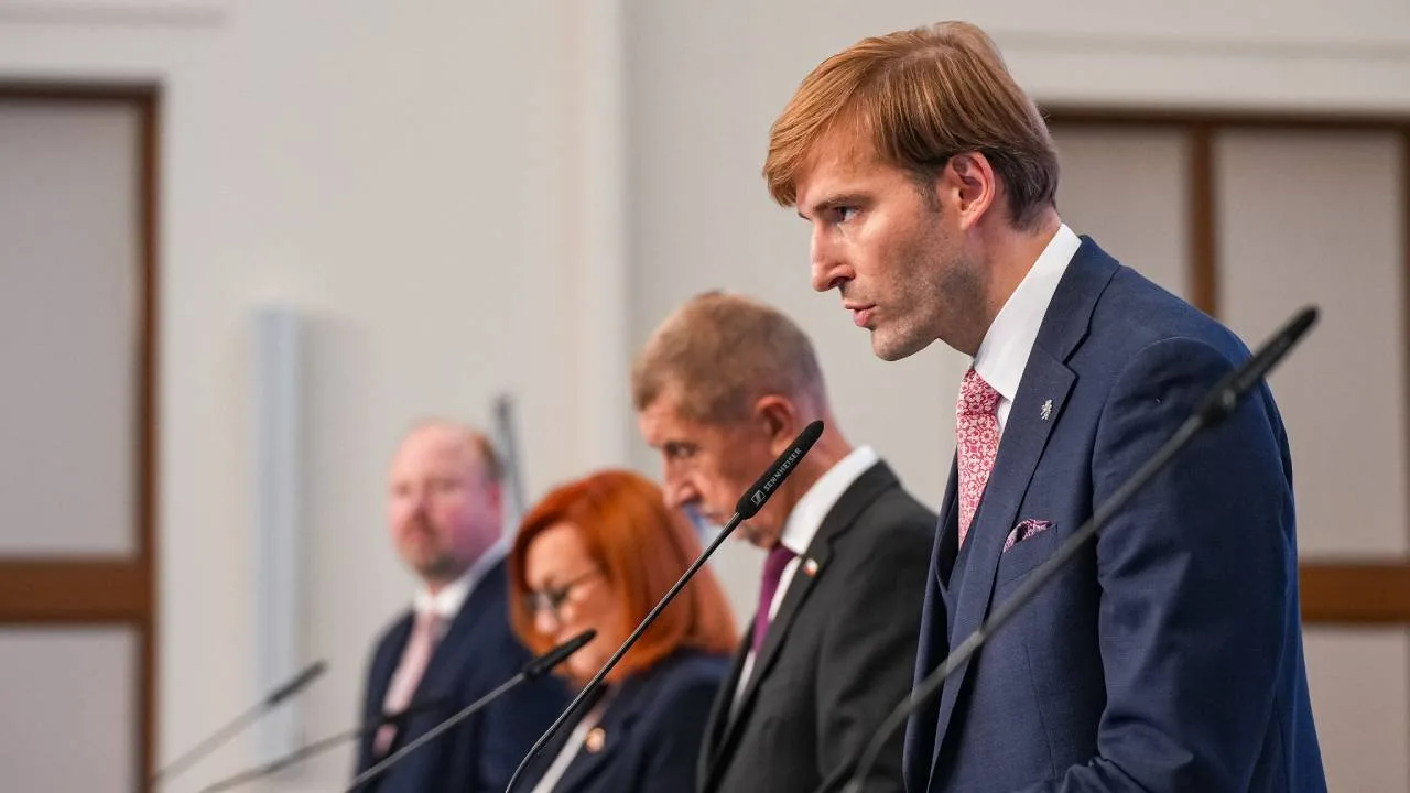 Kratom čekají přísnější pravidla: vyšší věk, zdanění a kontroly