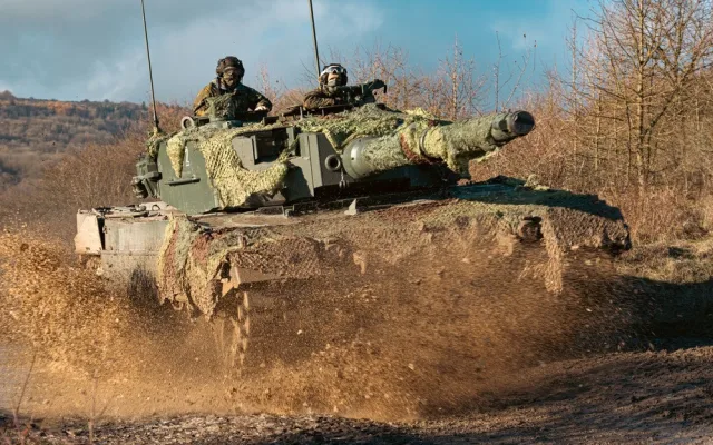 Česká armáda na Doupově poprvé testuje nové tanky Leopard, náročné cvičení prověří techniku i vojáky