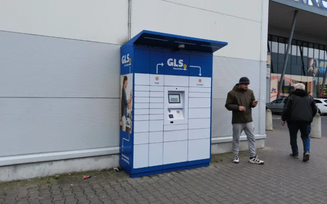 Další boxy u Kauflandu v Plzni na Borech.