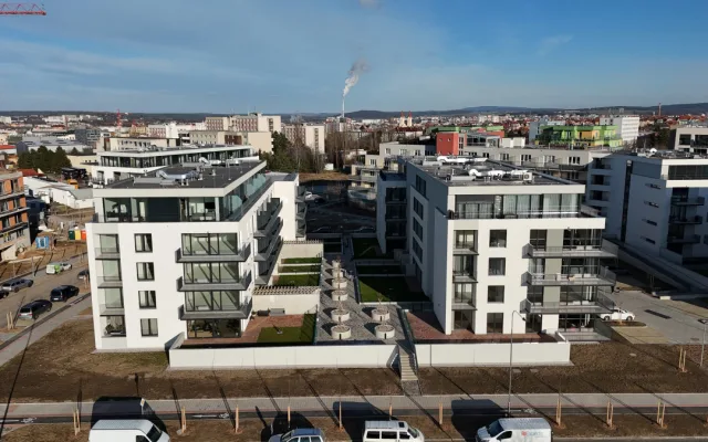 foto z výstavby 1. a 2. etapy Triangl Parku