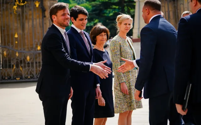 FOTOGALERIE: Prezident Pavel přijal na Hradě Zelenského při slavnostním ceremoniálu