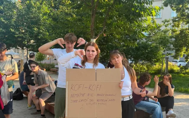 Z ulic Brna zmizely pojízdné kavárny. Pracovníkům chybí výplaty, část přišla o bydlení