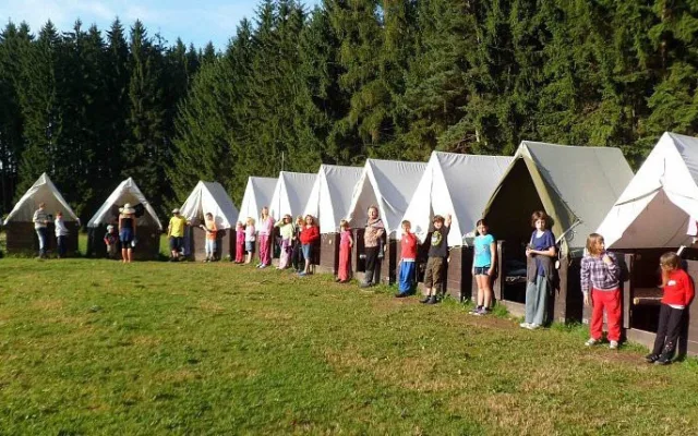 Hygienici kontrolovali tábory v kraji. Objevili čtyři prohřešky