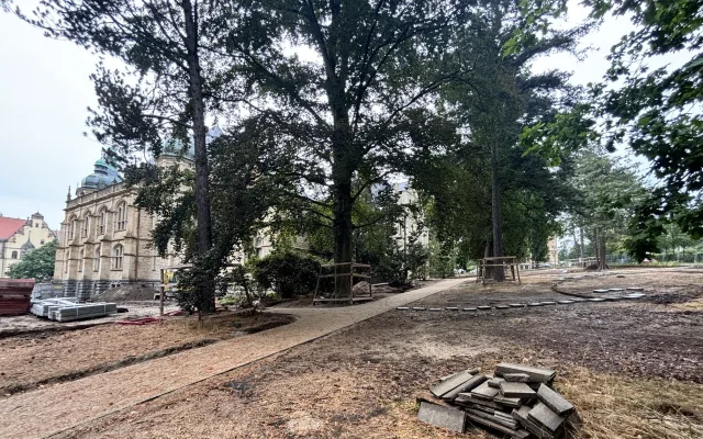 Za obnovu parku u Severočeského muzea v Liberci zaplatí kraj o 11,4 milionu víc