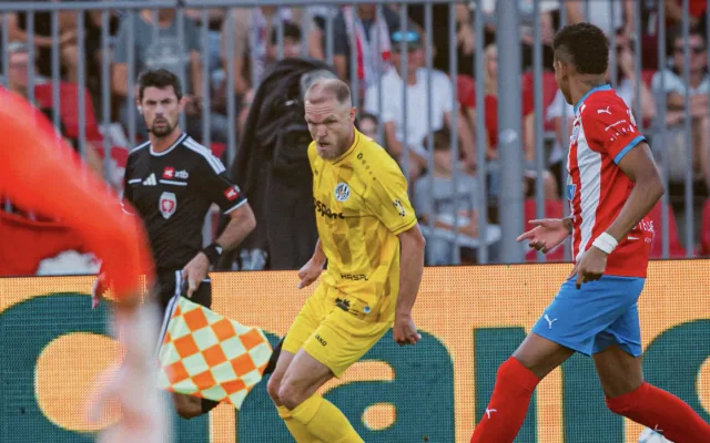 Fotbalisté Zbrojovky zdolali Hradec 1:0 a posunuli se na druhé místo tabulky