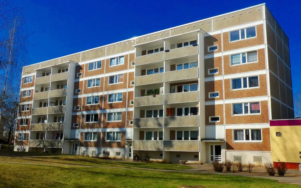 Výdaje na příspěvek na bydlení v minulém roce vzrostly o 9,4 miliardy korun