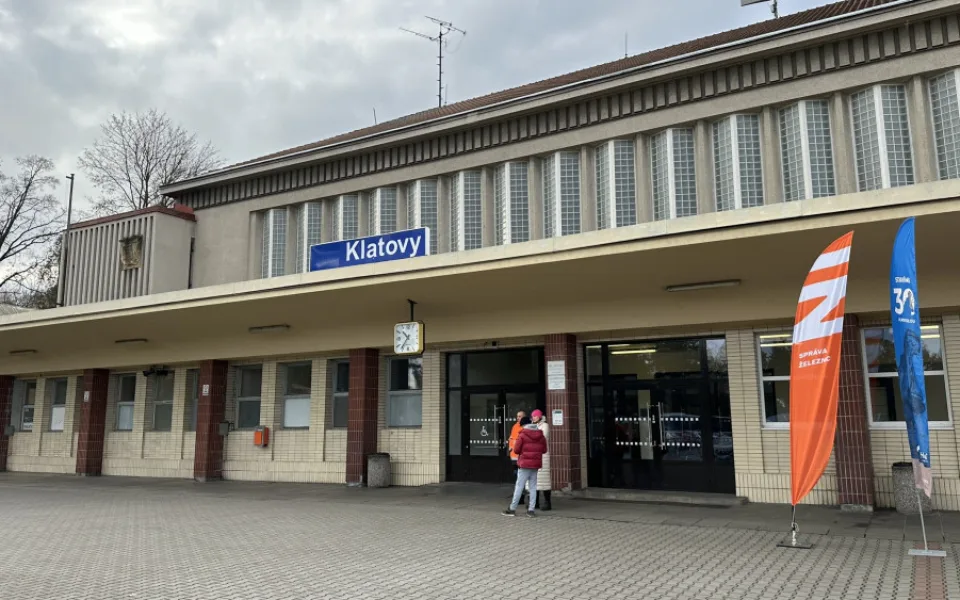 Startuje oprava památkově chráněného nádraží v Klatovech za 337 milionů korun. Práce potrvají dva roky
