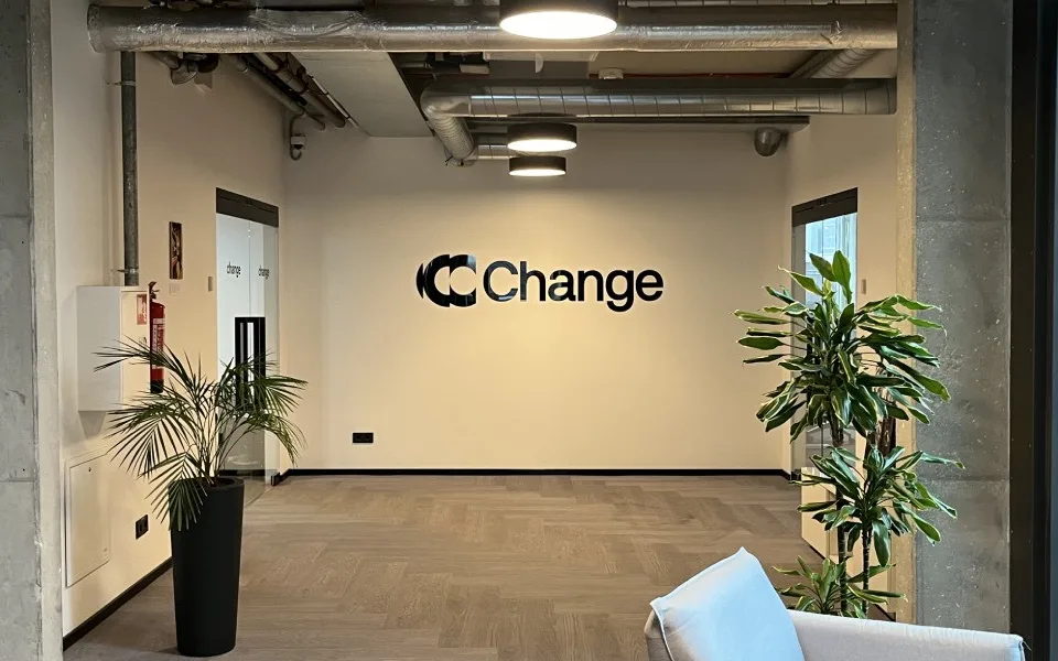 Investiční aplikace Change ve spolupráci s Interactive Brokers nabídne nejlepší podmínky na trhu globálního investování