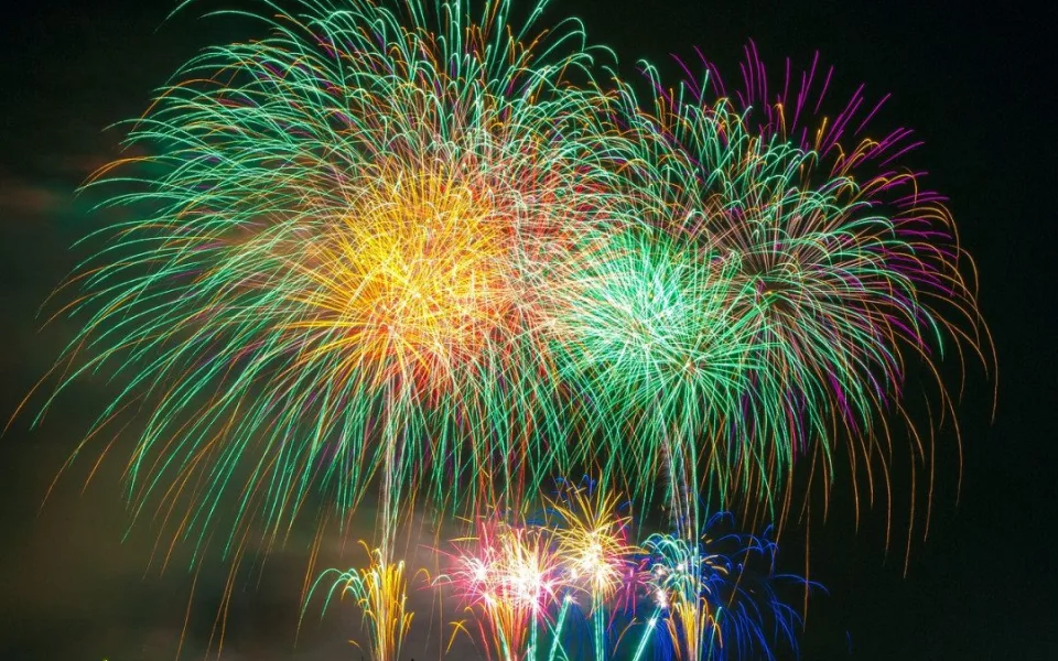 Poslední hlučný Silvestr: Klíčové kroky MŽP k udržitelné budoucnosti zahrnují větší ochranu ovzduší, včetně omezení dostupnosti pyrotechniky