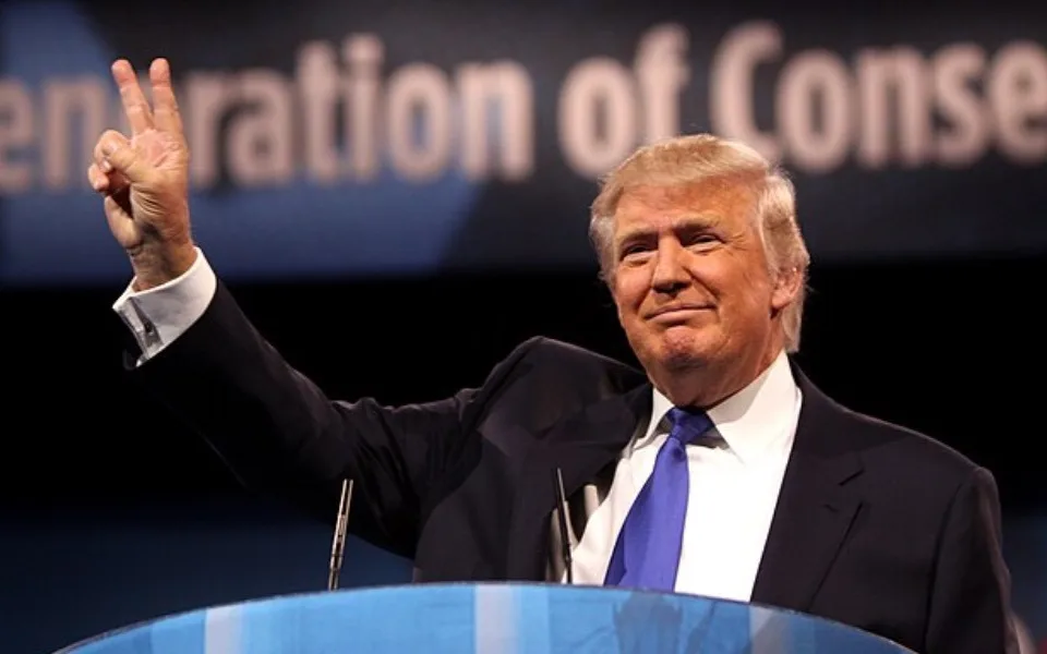 Trump pohrozil spojencům, naznačil možnost nátlaku na Kanadu a Grónsko