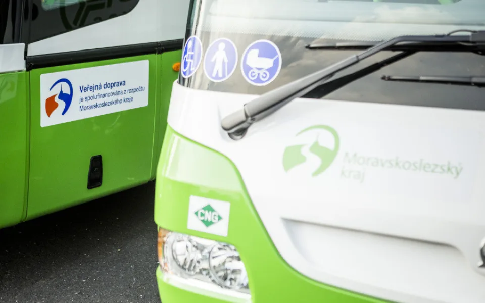 Moravskoslezský kraj po deseti letech začíná vybírat nové autobusové dopravce