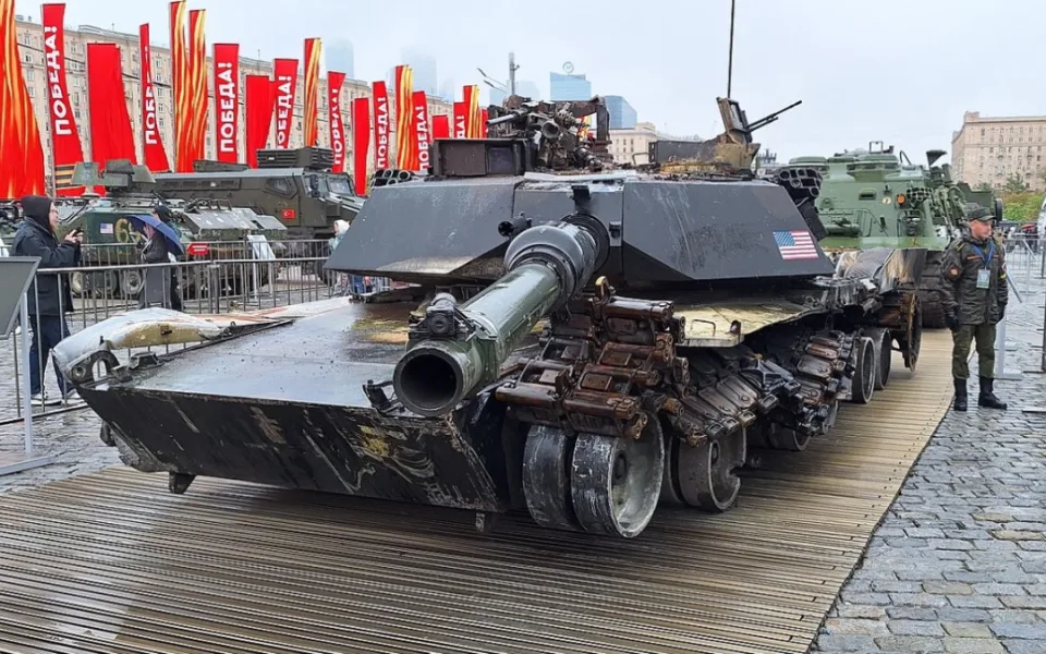 V Polsku byl zachycen tank Abrams v australském vzoru, zřejmě pro Ukrajinu