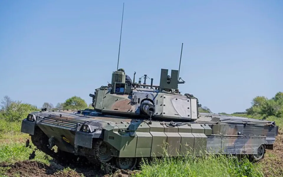 Itálie zahajuje provoz nové generace tanků Ariete C2 s vyšším výkonem