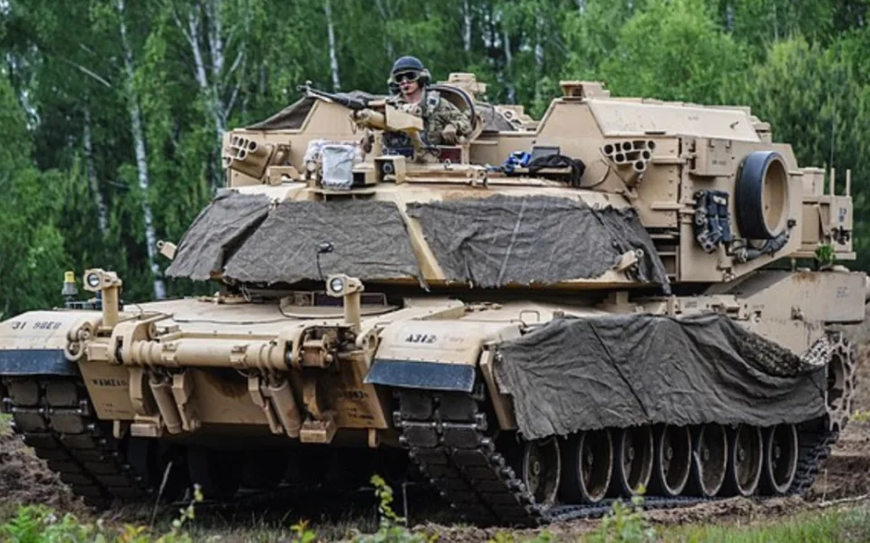 Polsko zvažuje nákup 25 ženijních vozidel M1150 ABV z USA