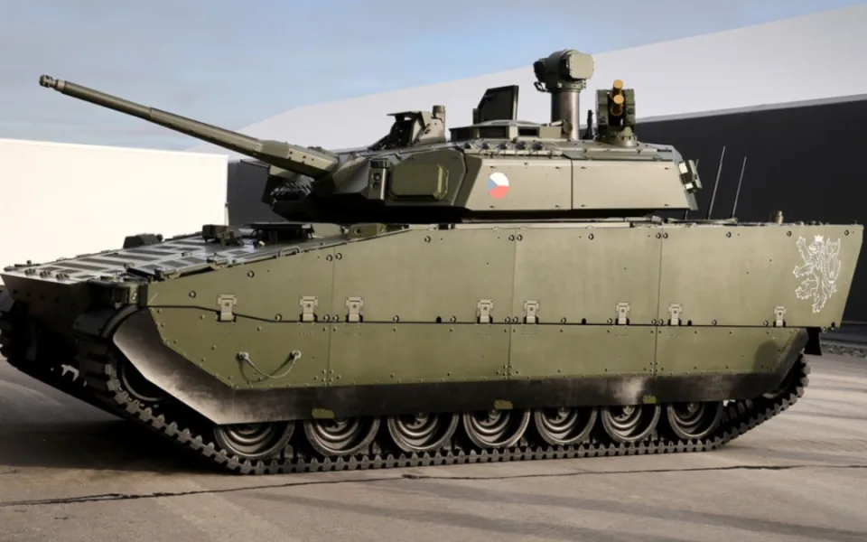 Švédsko dokončilo výrobu prvního CV90 určeného pro českou armádu