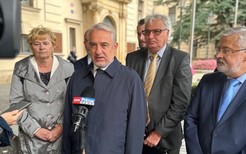 Jednání ČMKOS s vládou přineslo první posun v debatě o platech