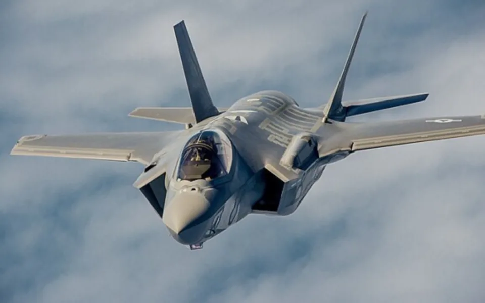 Německo zdvojnásobuje sázku na F-35. Objednávka může zhoršit vztahy s Francií