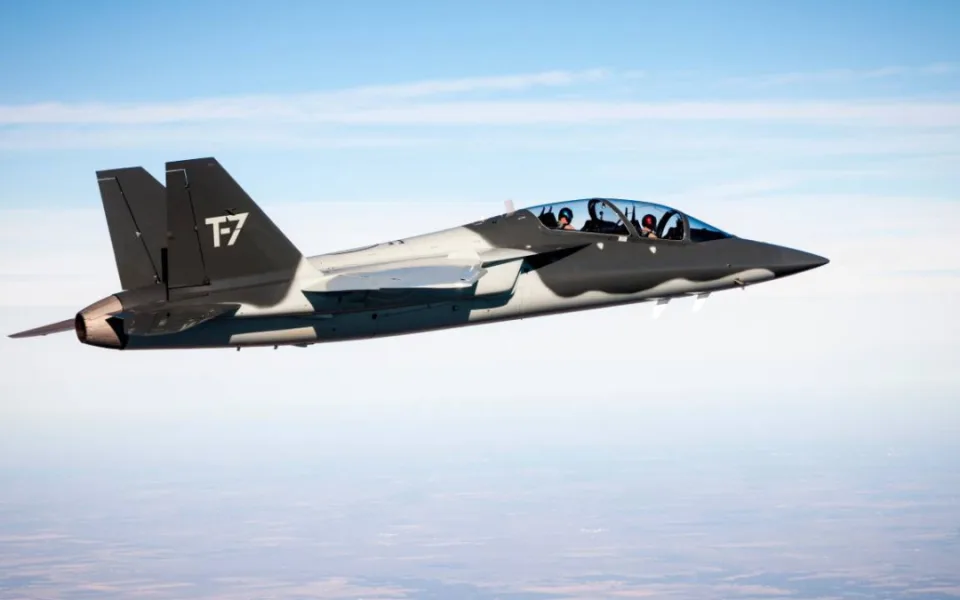 Saab, Boeing a BAE přetvářejí britský pilotní výcvik díky T-7