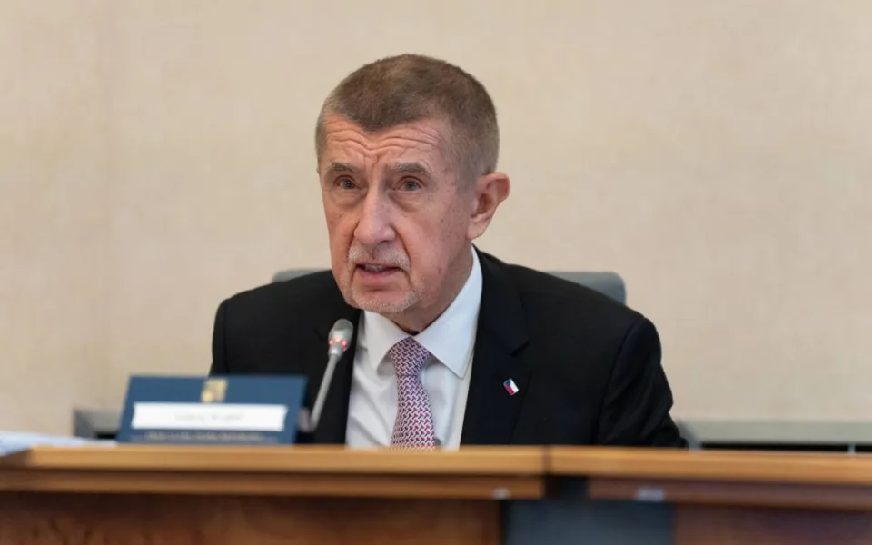 Vláda schválila spolupráci se Slovenskem a 114 legislativních úkolů