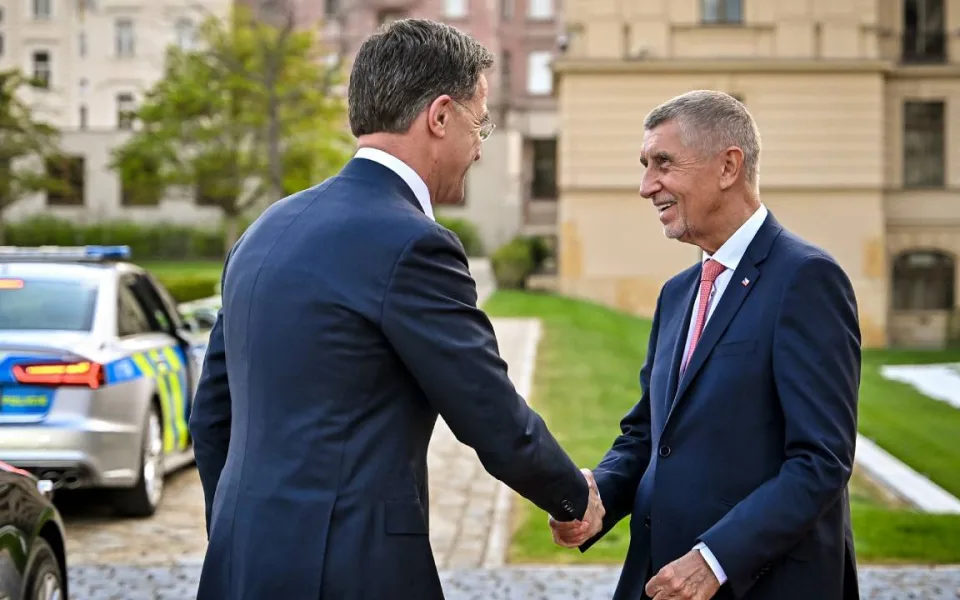 Česko potvrdilo prioritu výdajů na obranu a posílení armády